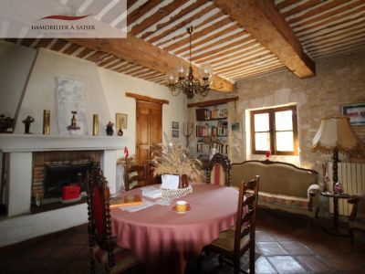 MAS DE CHARME avec 6 hectares de terres Saint Remy De Provence