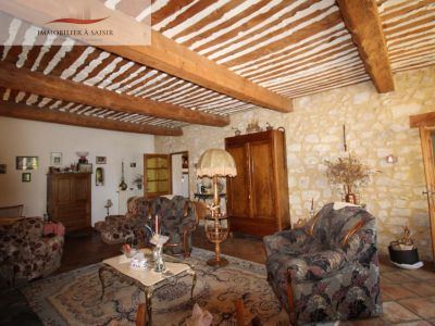 MAS DE CHARME avec 6 hectares de terres Saint Remy De Provence