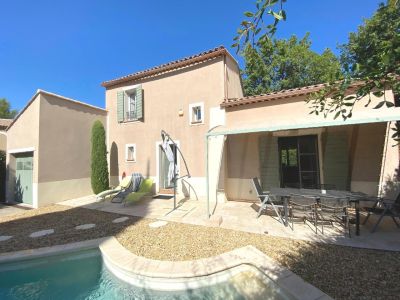 MAISON  avec Piscine à Saint Remy De Provence