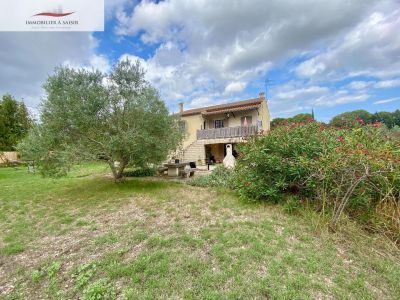 VILLA 4 chambres et jardin centre-ville à Saint Remy De Provence
