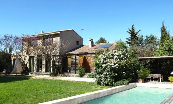 Mas / Bastide contemporaine + piscine vue dégagée Alpilles à Saint Remy De Provence