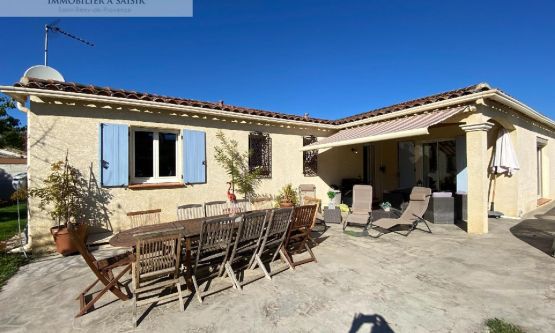 VILLA PISCINE  3 chambres 2 bains Saint Etienne Du Gres