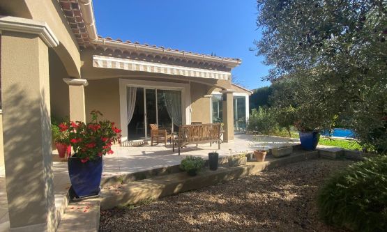 Villa Piscine 4 chambres proche Saint Remy De Provence